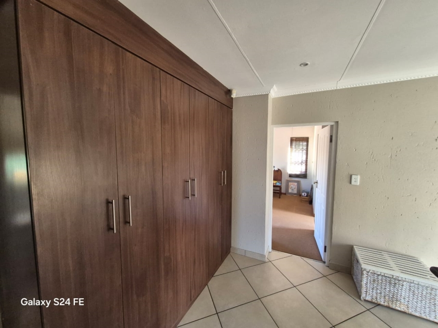 3 Bedroom Property for Sale in Boschdal North West